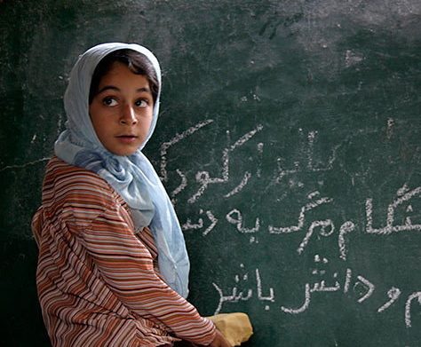 ۹۶ هزار کودک ایرانی از تحصیل باز مانده اند