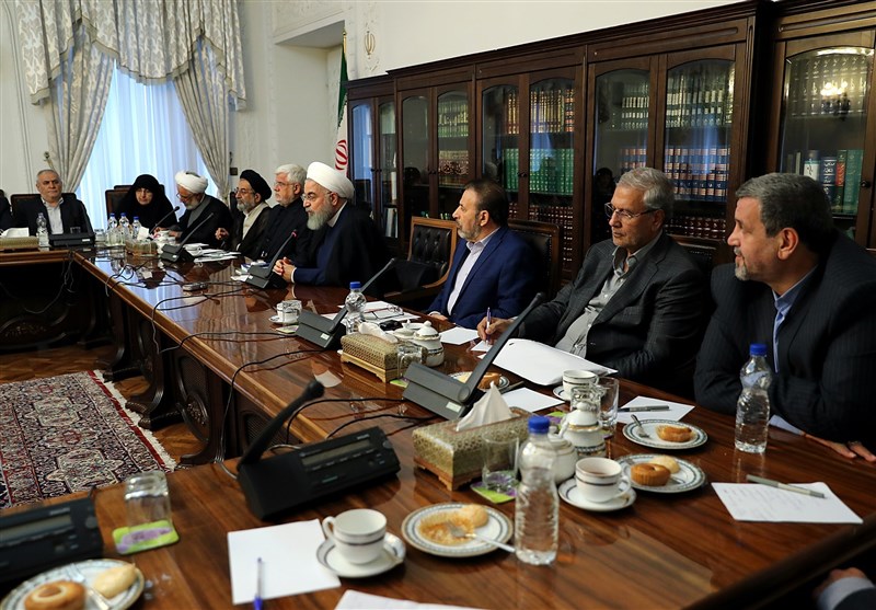 گزارش: منظور رئیس دفتر روحانی از «اصلاح طلبان تندرو» چه کسانی است؟