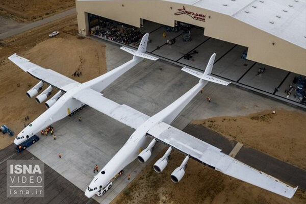 ویدئو / با بزرگترین هواپیمای جهان آشنا شوید