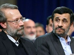 حرف‌های کذب و تهمت‌های محمود احمدی نژاد برای مردم روشن است