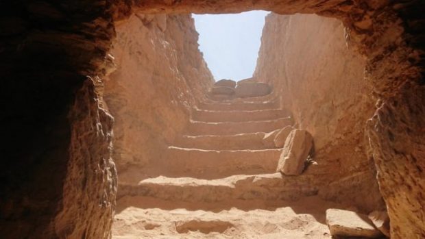 مقبره باستانی مردی عجیب به نام تجت در مصر کشف شد