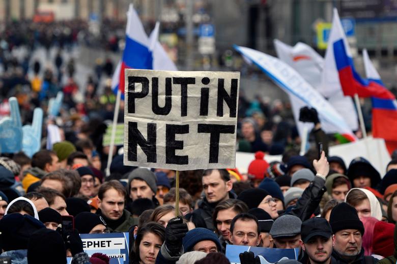 پوتین قانون قطع اتصال اینترنت روسیه از شبکه اینترنت جهانی را امضا کرد