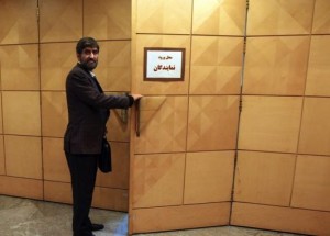 امیدوارم درخواست دفاعم در ماجرای سحر خدایاری به سرنوشت درخواست مرحوم هاشمی رفسنجانی بعد از مناظره کذایی انتخابات سال ۸۸ دچار نشود