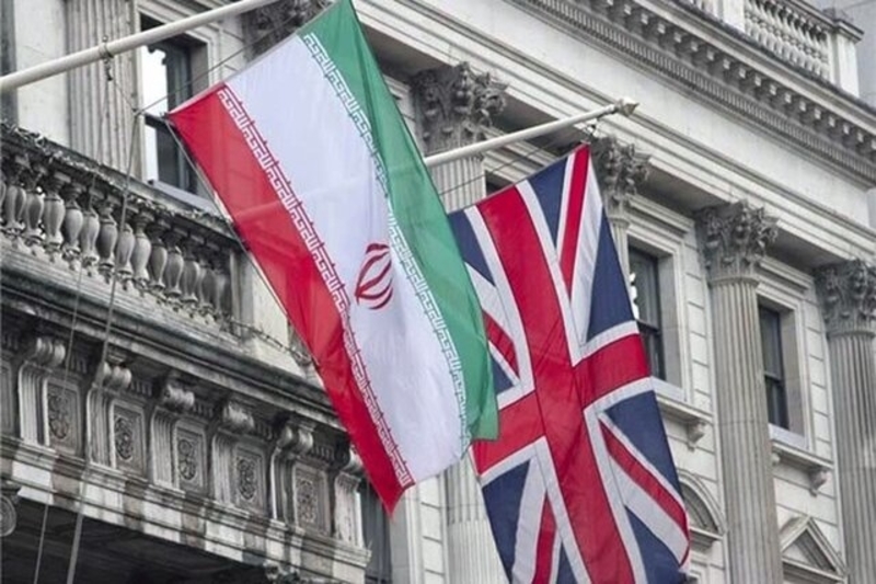 گفت‌وگوی تلفنی وزرای خارجه ایران و انگلیس درباره‌ی توقیف نفتکش