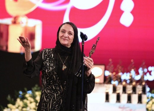 تشکر گلاب آدینه از مهدی هاشمی