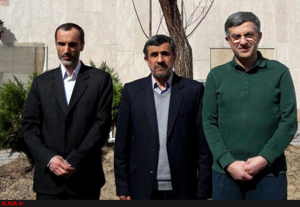 جدایی احمدی نژاد از بقایی و مشایی