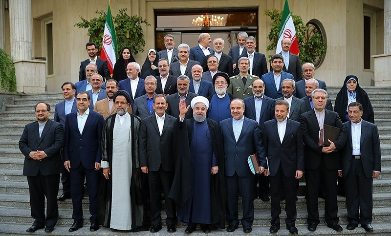 دولت روحانی از حد نصاب می افتد ؟