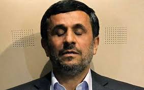 سرمایه احمدی‌نژاد آتش گرفته است