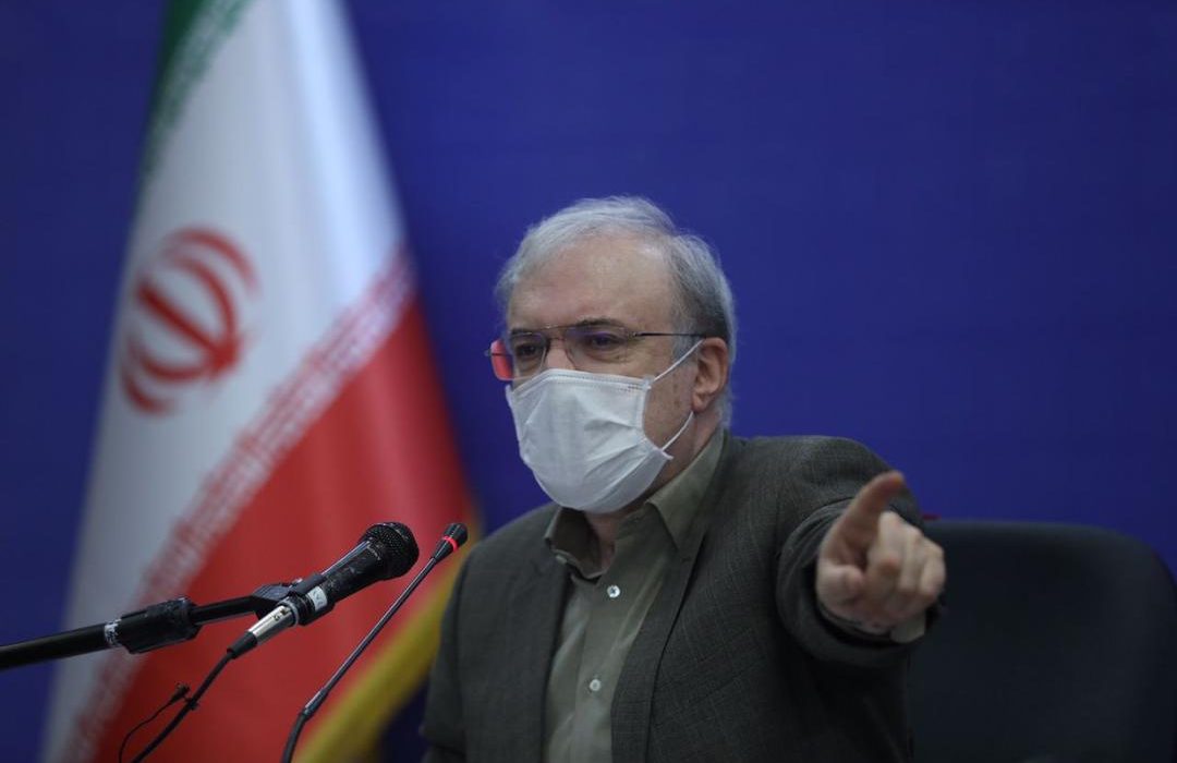 وزیر بهداشت: در ایران؛ باید دستتان را ببوسم تا سفر نروید