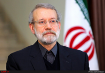 تماس تلفنی لاریجانی با مراجع قم پیش از کاندیداتوری ریاست جمهوری