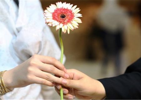 نجات رابطه زناشویی با یک شاخه گل