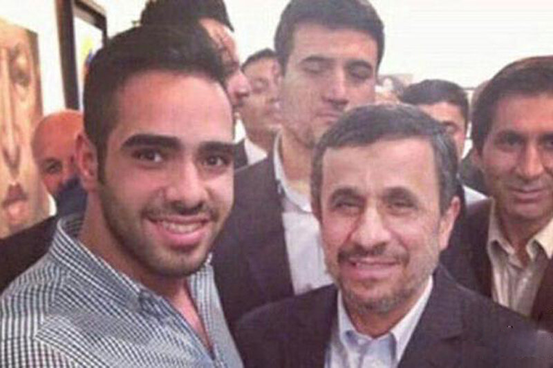 ساشا سبحانی: احمدى نژاد به من گفت برو دختر چاوز رو بگیر
