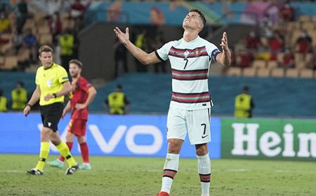 وداع رونالدو با جام در شب شگفتی‌سازی چک/هلند و پرتغال حذف شدند