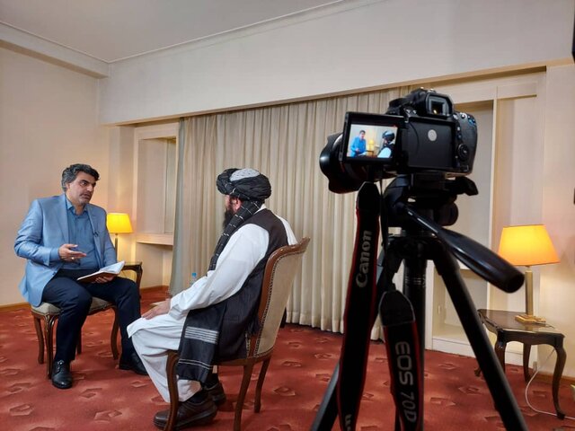 مصاحبه صداوسیما با یکی از رهبران طالبان درباره زنان ، اقوام افغانستانی و نگاه‌ به حکومت