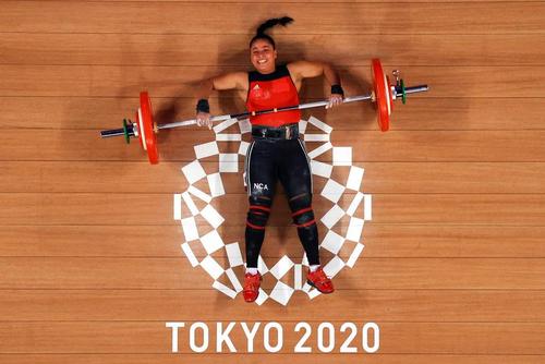 ناکامی از بلند کردن وزنه در المپیک ۲۰۲۰ توکیو/ عکس