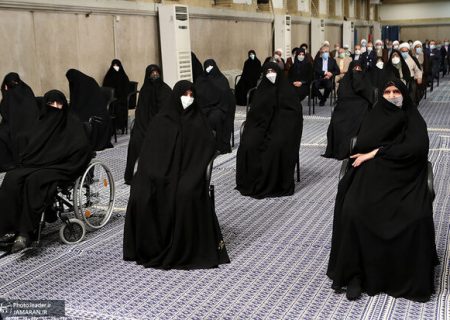دختران امام خمینی در مراسم تنفیذ ابراهیم رئیسی/عکس