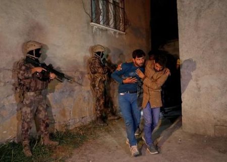 دستگیری پناهجویان افغان در ترکیه / عکس