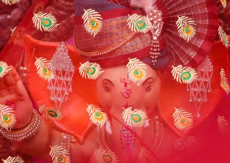 جشنواره آیینی” گانش چاتورتی” در هند/ عکس