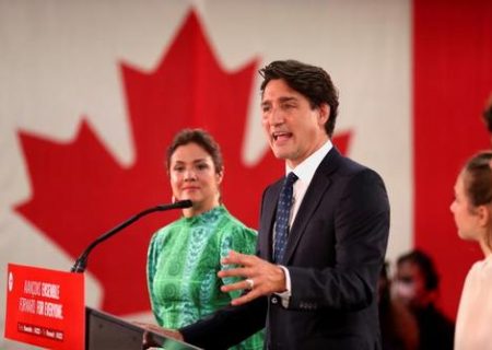 نخست وزیر کانادا و همسرش در پی پیروزی در انتخابات/ عکس