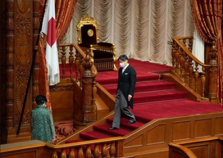 سخنرانی افتتاحیه امپراتور ژاپن در مجلس سنا/ عکس