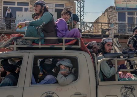 شبه نظامیان طالبان در مرکز کابل/عکس