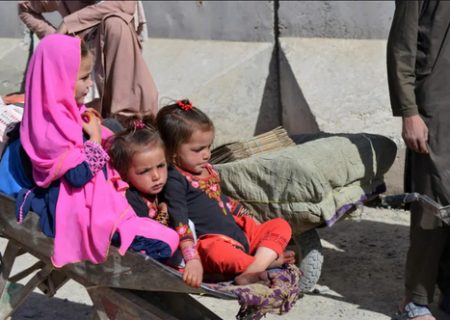 کودکان سرگردان در مرز زمینی افغانستان و پاکستان/ عکس