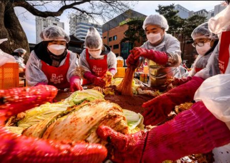 جشنواره درست کردن “کیمچی” در معبدی در کره جنوبی/ عکس