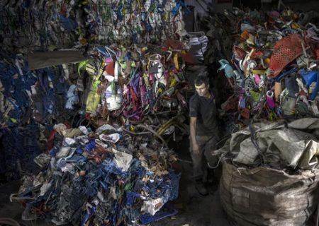 مرکز بازیافت زباله های پلاستیکی در استانبول/ عکس