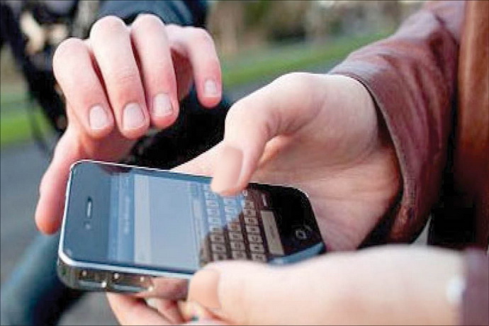 پلیس آگاهی: موبایل قاپی به زیر ۱۸سال رسید