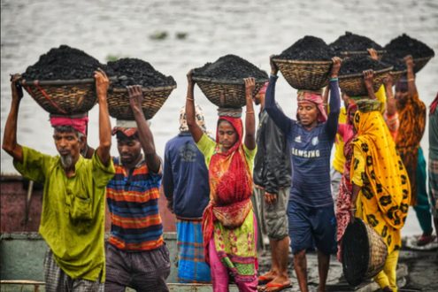 کارگران روزمزد بنگلادشی/ عکس