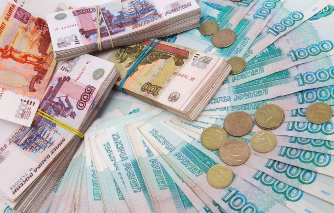 سقوط بی‌سابقه پول روسیه در پی جنگ با اوکراین