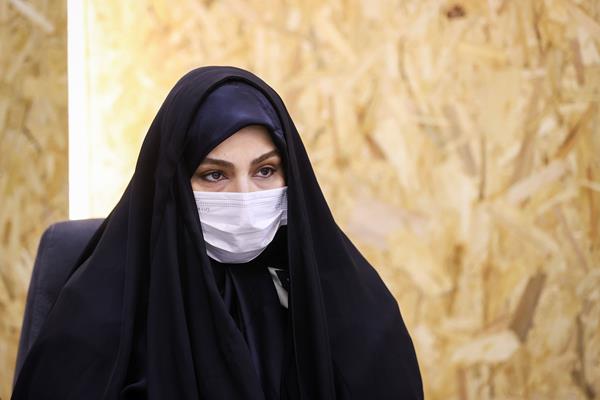 انتقاد دختر سردار سلیمانی از برخورد با بی‌حجابی در مترو