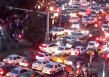 گزارش جماران از اعتراضات شب گذشته تهران