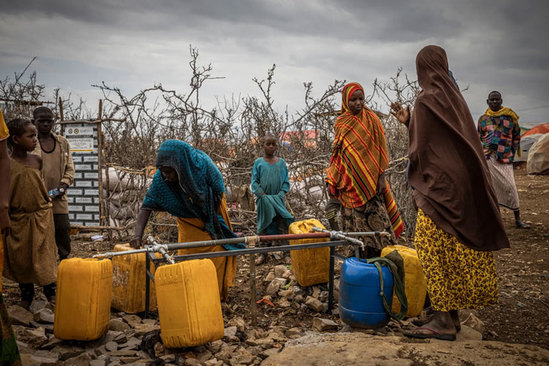 توزیع آب بهداشتی در کشور سومالی/ گتی ایمجز