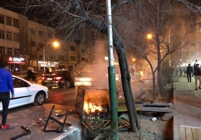 قوه قضائیه: “اغتشاشگر خیابان ستارخان تهران” به اعدام محکوم شد