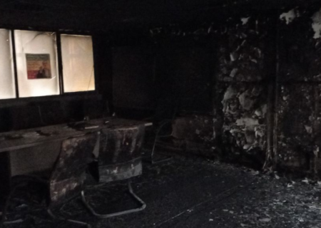 دفتر بسیج دانشجویی دانشگاه شریف در آتش سوخت