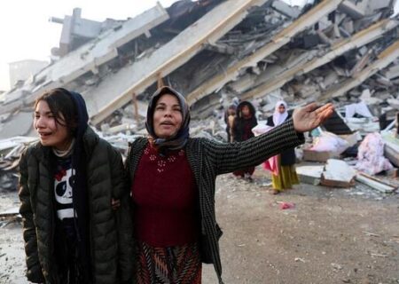 ریزش باقی ساختمان‌ها در زلزله هاتای ترکیه