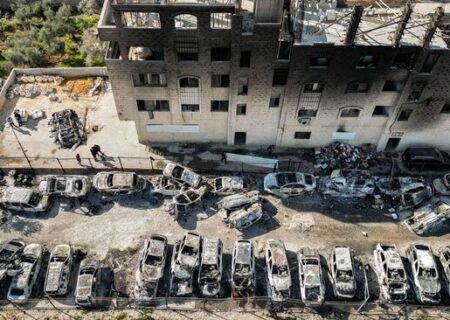 آتش زدن خانه و خودروهای فلسطینی ها /عکس