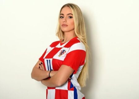 علاقه زیباترین زن فوتبالیست دنیا به رونالدو