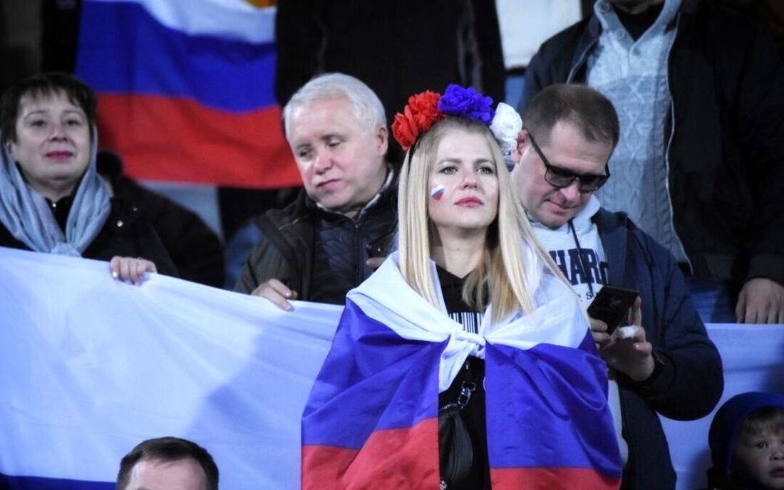 پوشش عجیب زنان روس در ورزشگاه آزادی + عکس