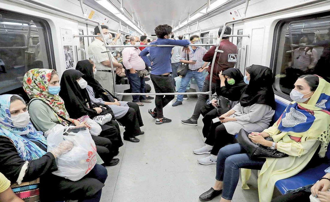 ممنوعیت فروش بلیط مترو به بی‌حجاب‌ها + عکس