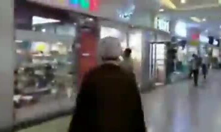 امام جمعه قشم مراکز خرید را به دلیل بی‌حجابی پلمپ کرد