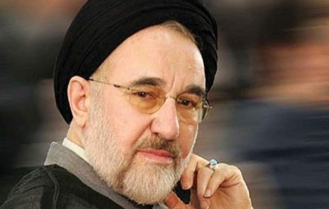 واکنش کیهان به مخالفت خاتمی با حجاب اجباری