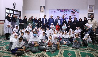 تجلیل بانک صادرات در ۱۰ مدرسه تهران از مقام معلم