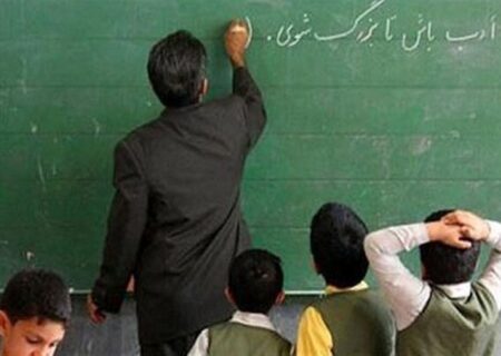فلاحی: دولت روحانی مقصر کمبود معلم در کشور است