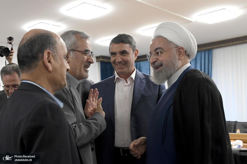 روحانی: بدون رای مردم هیچ مشکلی حل نمی شود
