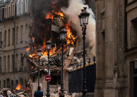 شمار زخمی‌های پاریس به ۳۷ نفر رسید