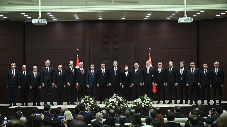 تنها زن کابینه اردوغان کیست؟ /عکس