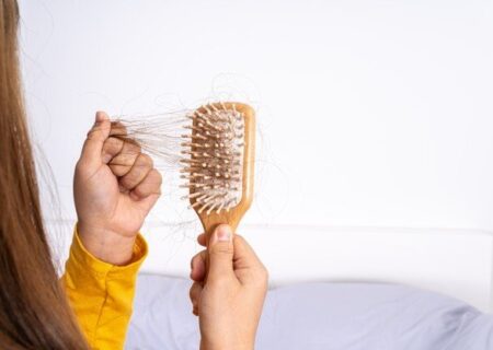 مصرف زیاد این ویتامین ریزش مو را بیشتر می‌کند