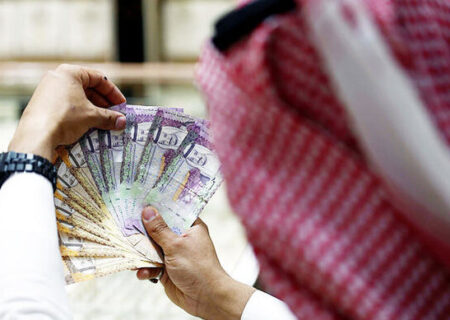 سود میلیارد دلاری حجاج برای صرافی‌های عربستان